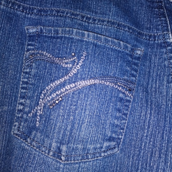 GLORIA VANDERBILT Amanda Jeans - Picture 7 of 10